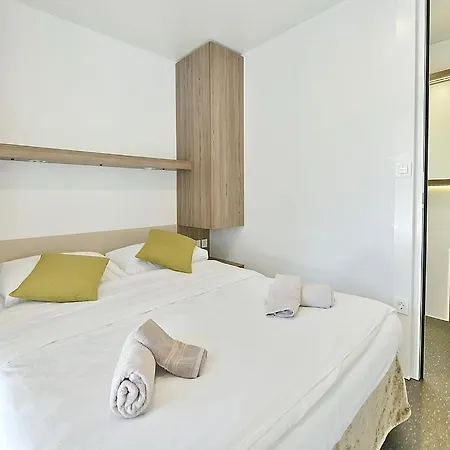 Comfort 2 Bedrooms Mobile With Terrace